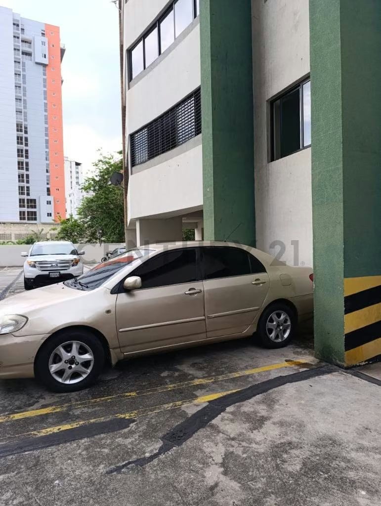 APARTAMENTO AMOBLADO EN ALQUILER - 3