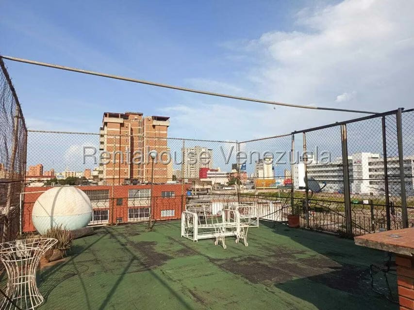 Comercial (Edificio) en Venta en Las Delicias, Zulia - 17