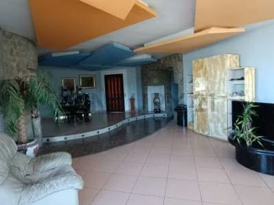 PENT- HOUSE Moderno de 260,44 m2 en el Centro de la Ciudad - 10