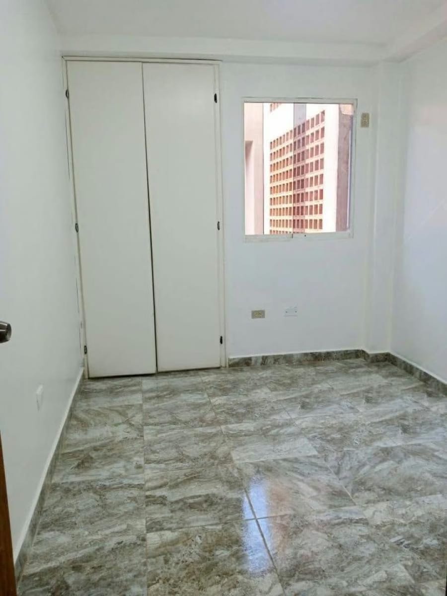 Apartamento en Venta en Los Caobos Valencia - 4