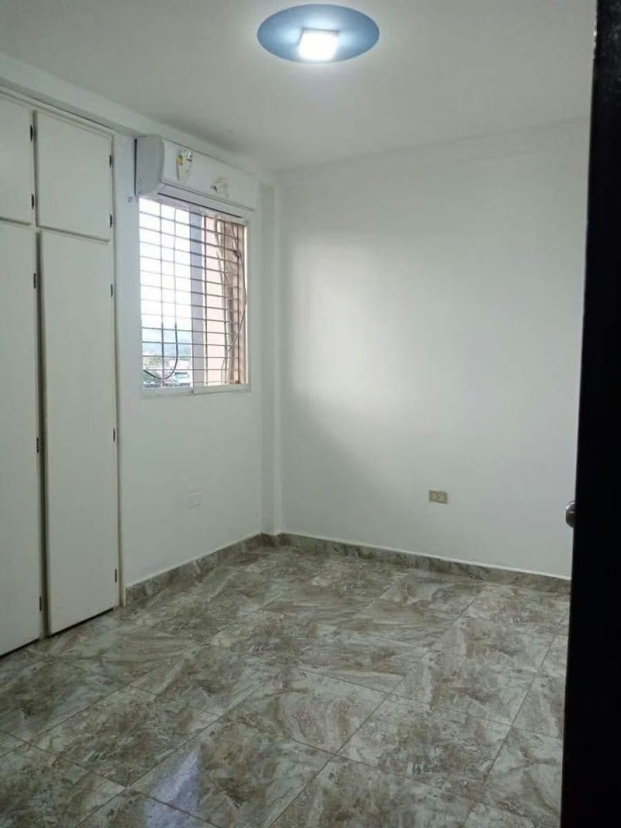 Apartamento en Venta en Los Caobos Valencia - 5