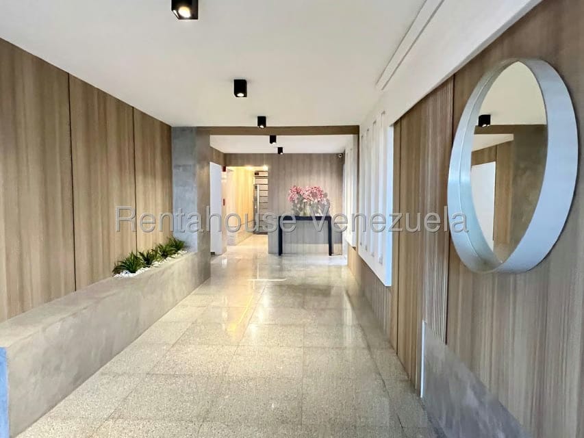 Apartamento (1 Nivel) en Venta en Colinas de La Tahona, Distrito Metropolitano - 3