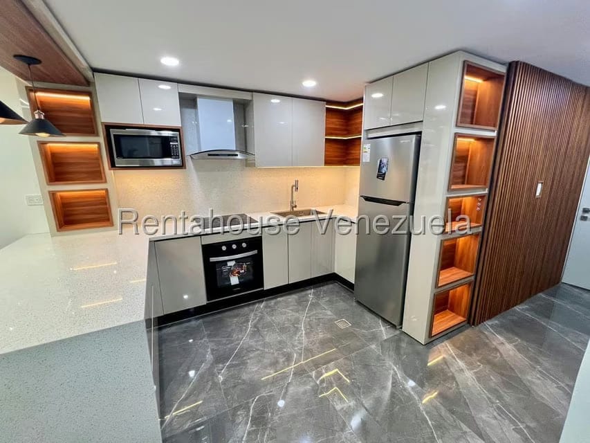 Apartamento (1 Nivel) en Venta en Colinas de La Tahona, Distrito Metropolitano - 4