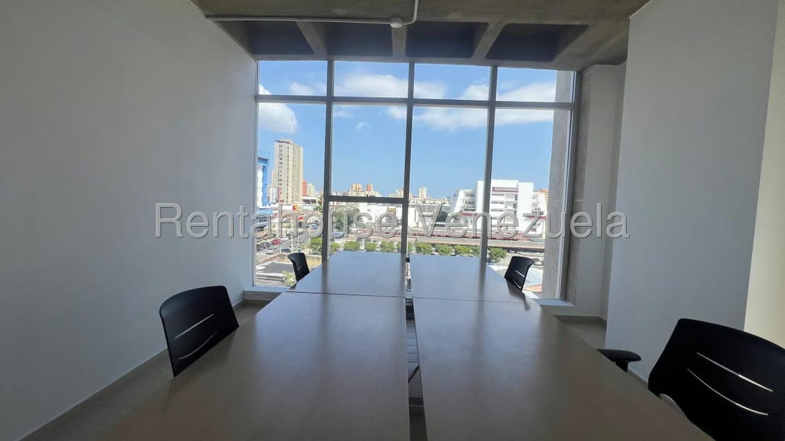 Comercial (Oficina) en Venta en 5 de Julio, Zulia - 28