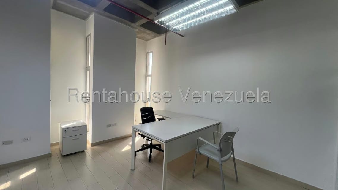 Comercial (Oficina) en Venta en 5 de Julio, Zulia - 29