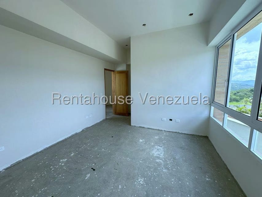 Apartamento (1 Nivel) en Venta en Mirador de Los Campitos I, Distrito Metropolitano - 11