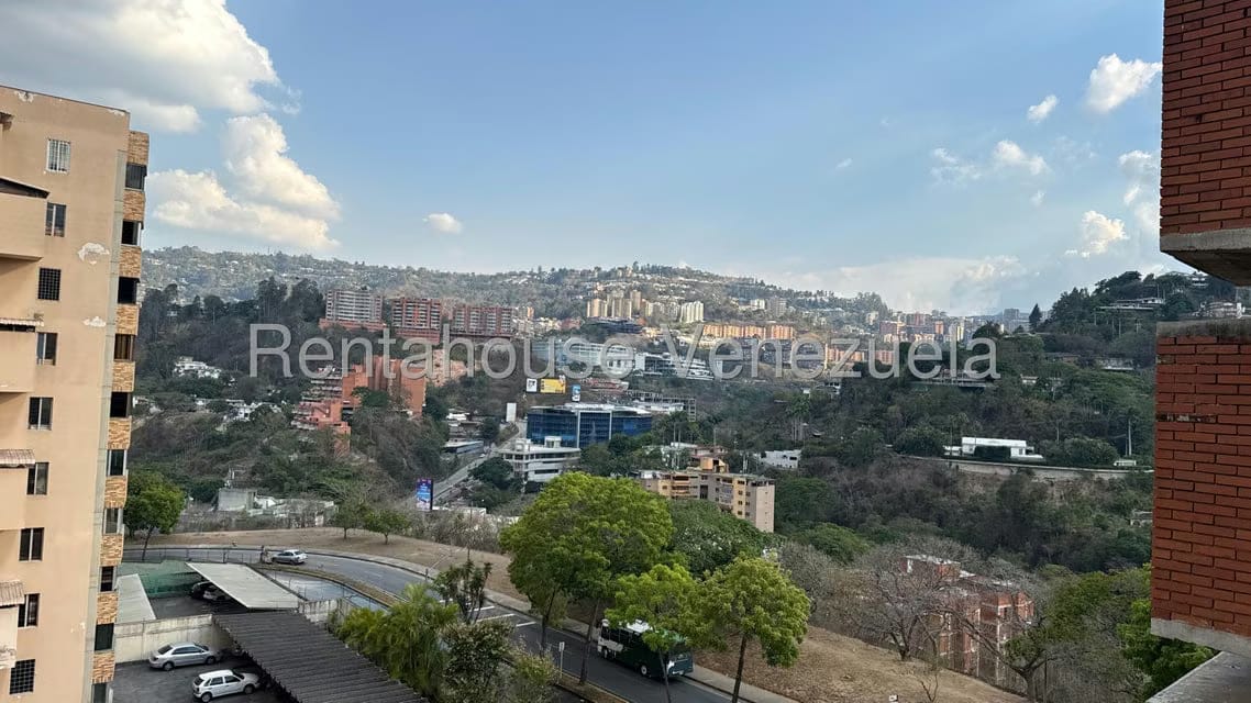 Apartamento (1 Nivel) en Alquiler en Santa Paula, Distrito Metropolitano - 19