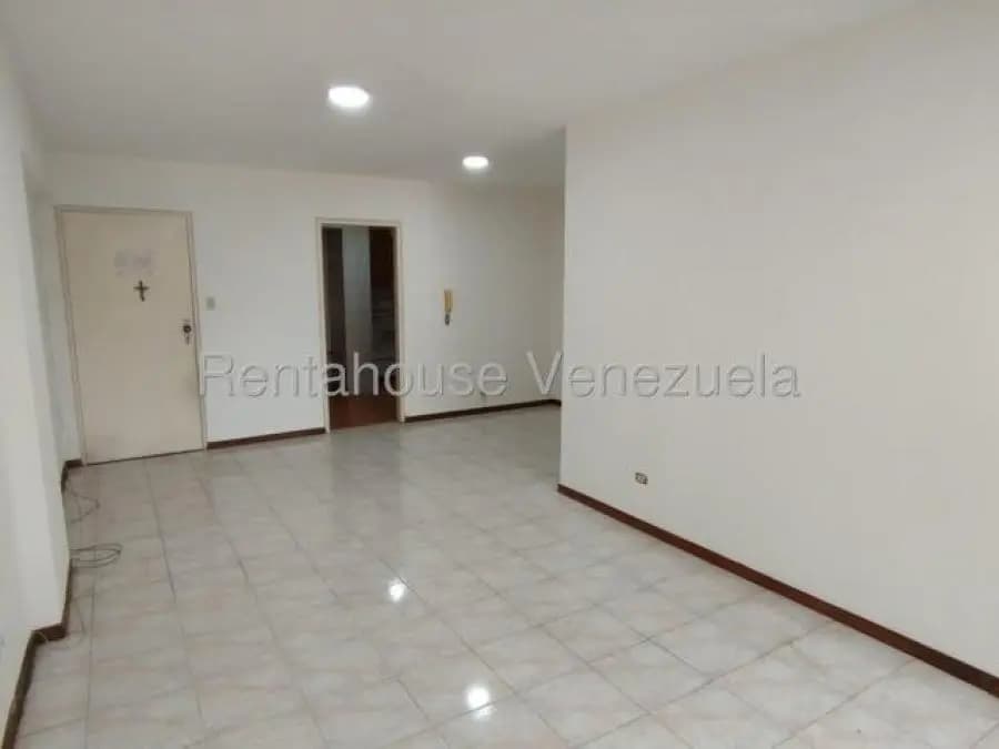 Apartamento en Venta en la urbina Caracas - 11