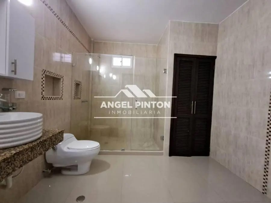 Casa en Alquiler en Norte Maracaibo - 4