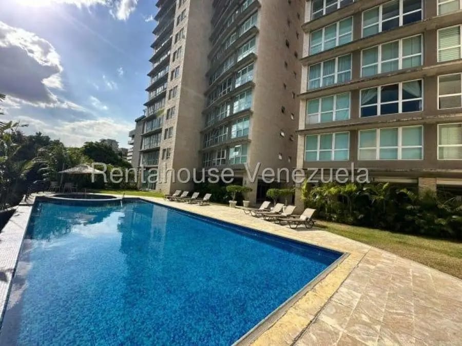 Apartamento en Alquiler en El Rosal Caracas - 3