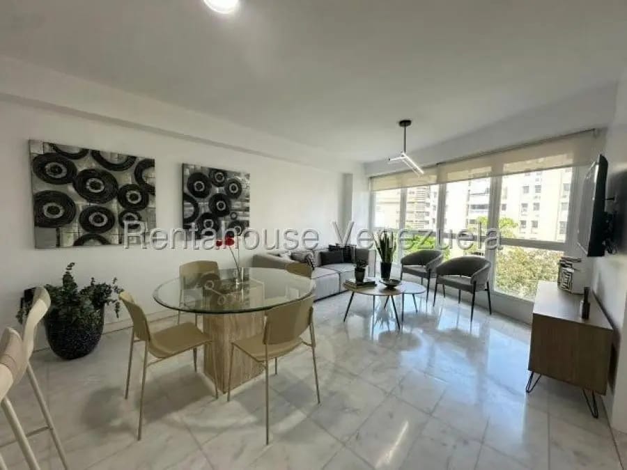 Apartamento en Alquiler en El Rosal Caracas - 6