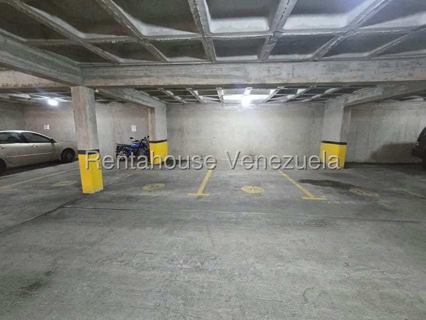 Apartamento (1 Nivel) en Venta en Colinas de La Tahona, Distrito Metropolitano - 29