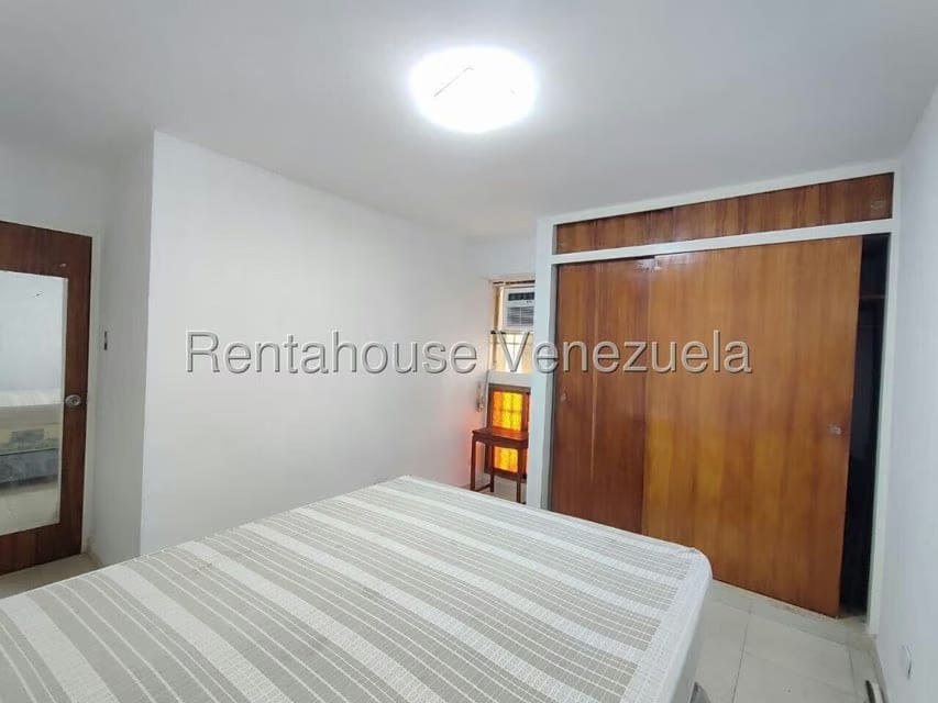 Apartamento (1 Nivel) en Alquiler en Avenida Constitucion, Aragua - 19