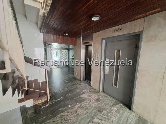Apartamento (1 Nivel) en Venta en La Campiña, Distrito Metropolitano - 3