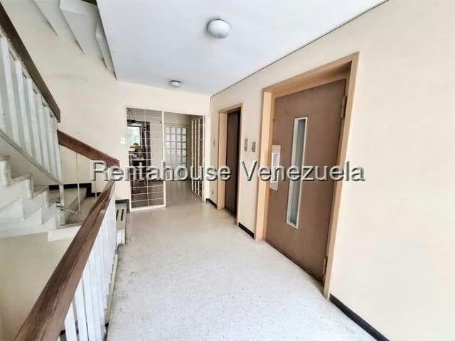 Apartamento (1 Nivel) en Venta en La Campiña, Distrito Metropolitano - 4