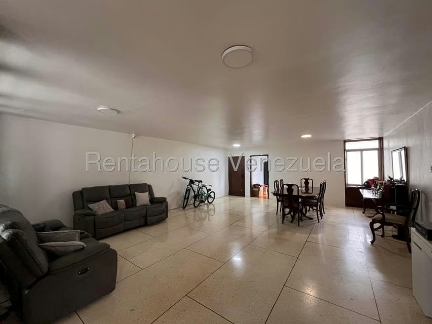 Apartamento (1 Nivel) en Venta en La Campiña, Distrito Metropolitano - 8