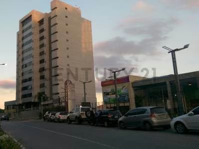 Alquiler oficina en Macaracuay Centro Gerencial Loma Vista