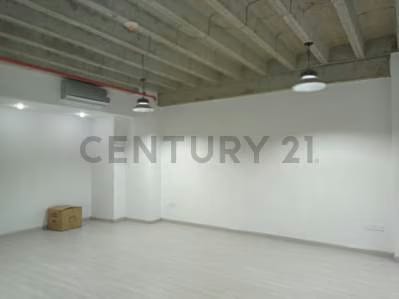 Alquiler oficina en Macaracuay Centro Gerencial Loma Vista - 9