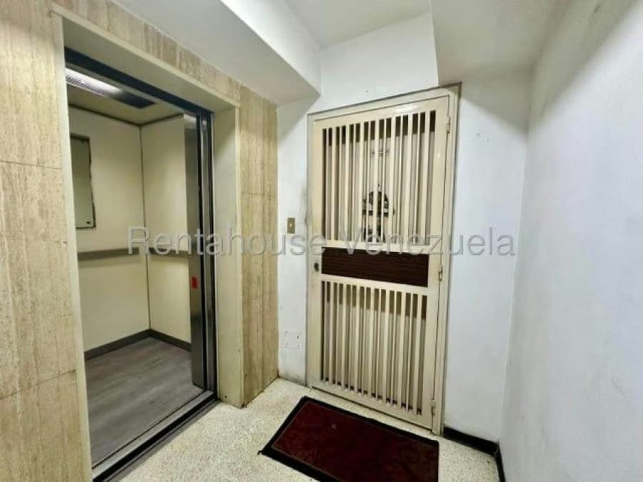 Apartamento en Venta en la campiña Caracas - 3