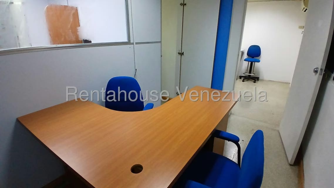 Comercial (Local Comercial) en Alquiler en Parroquia Catedral, Lara - 29