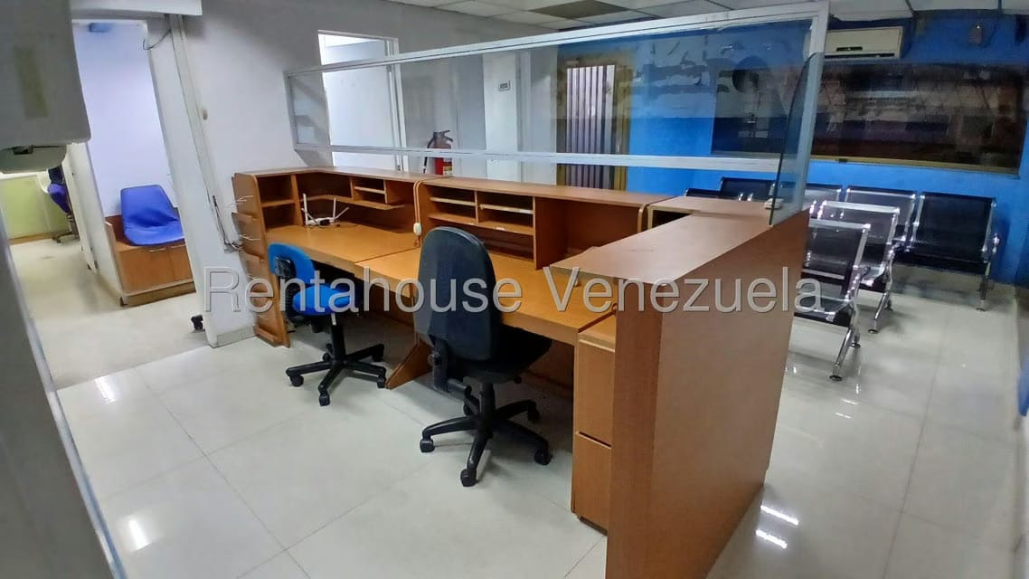 Comercial (Local Comercial) en Alquiler en Parroquia Catedral, Lara - 8