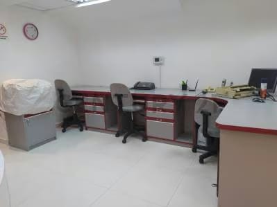 Amplia oficina con deposito en PB TC - 3