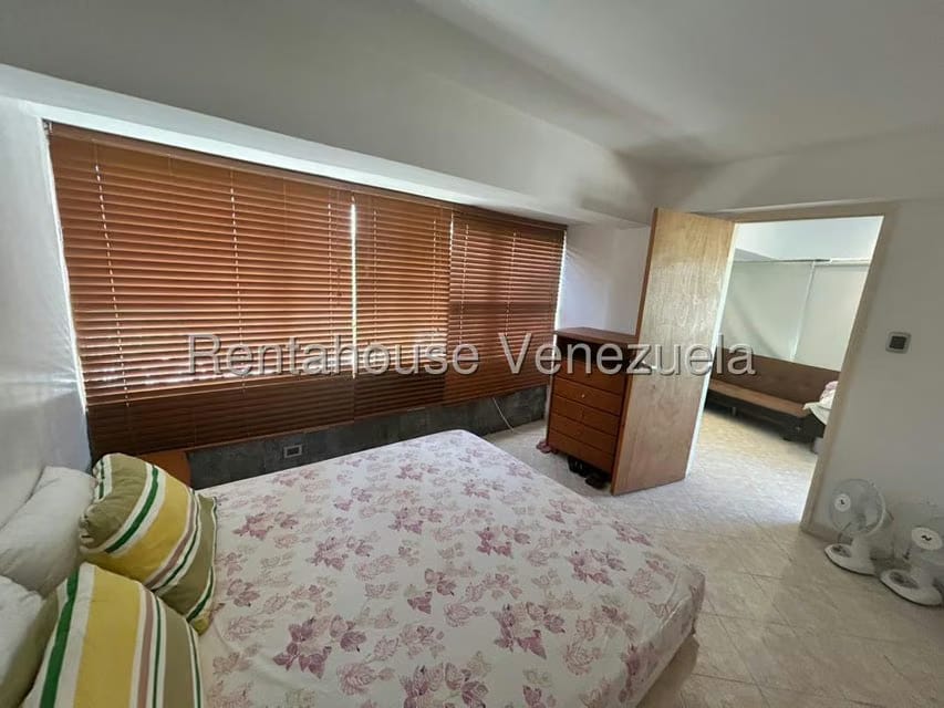 Apartamento (1 Nivel) en Venta en Carenero, Miranda - 11
