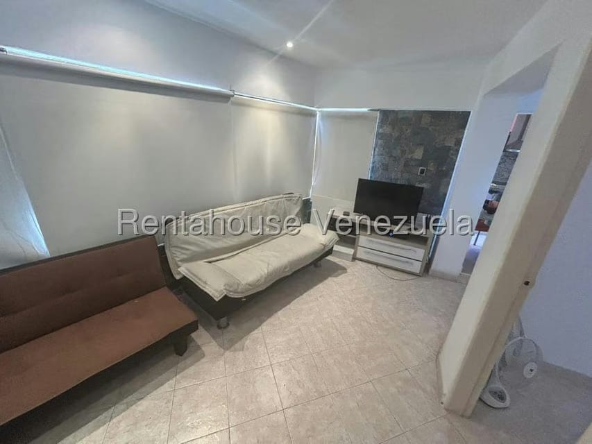 Apartamento (1 Nivel) en Venta en Carenero, Miranda - 3