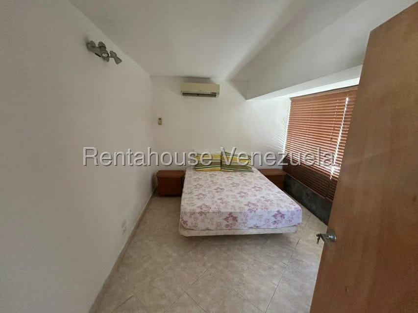 Apartamento (1 Nivel) en Venta en Carenero, Miranda - 9