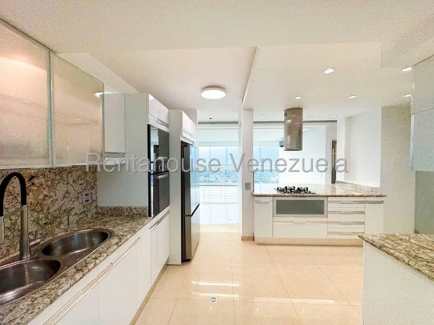 Apartamento (1 Nivel) en Venta en Solar del Hatillo, Distrito Metropolitano - 11