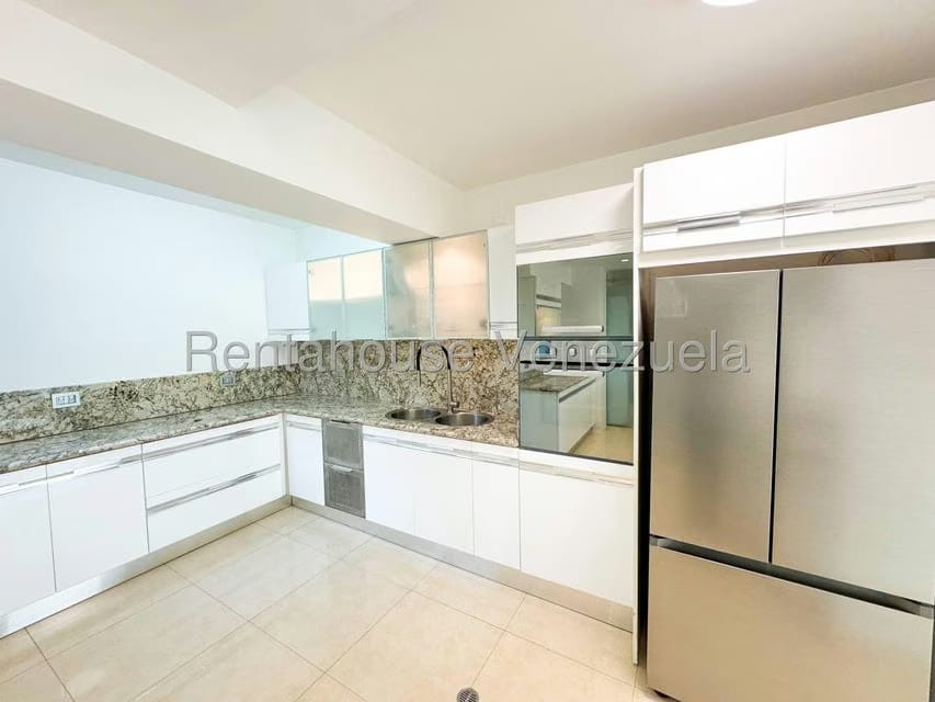 Apartamento (1 Nivel) en Venta en Solar del Hatillo, Distrito Metropolitano - 14
