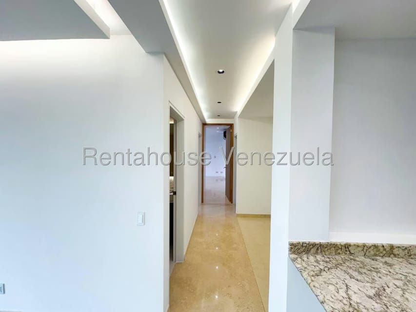 Apartamento (1 Nivel) en Venta en Solar del Hatillo, Distrito Metropolitano - 18