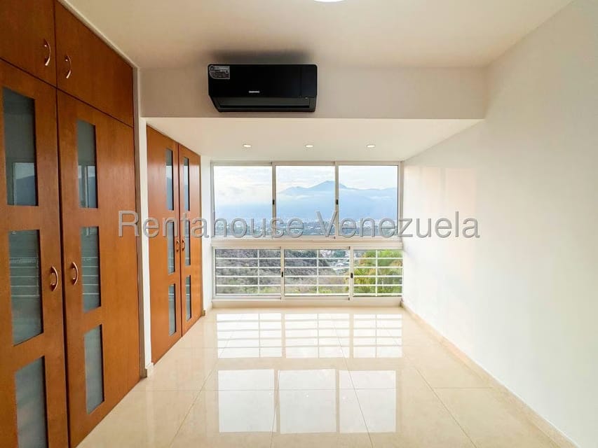 Apartamento (1 Nivel) en Venta en Solar del Hatillo, Distrito Metropolitano - 27
