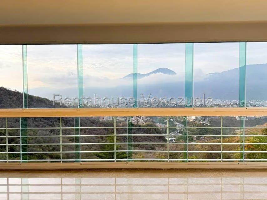 Apartamento (1 Nivel) en Venta en Solar del Hatillo, Distrito Metropolitano - 4
