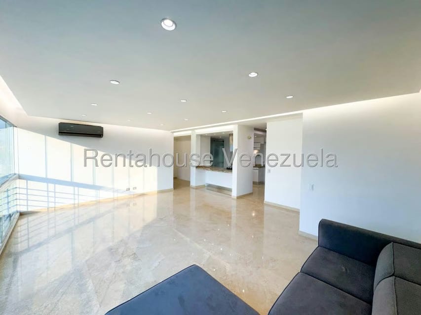 Apartamento (1 Nivel) en Venta en Solar del Hatillo, Distrito Metropolitano - 10