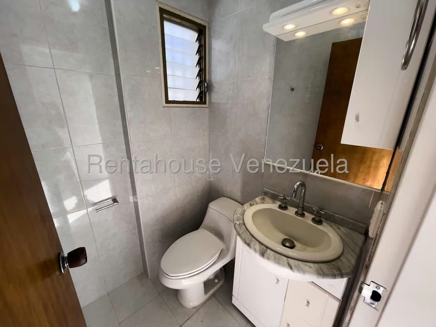 Casa (Multipes Niveles) en Alquiler en La Union, Distrito Metropolitano - 15