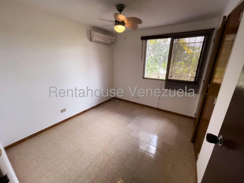 Casa (Multipes Niveles) en Alquiler en La Union, Distrito Metropolitano - 17