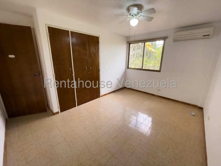 Casa (Multipes Niveles) en Alquiler en La Union, Distrito Metropolitano - 21