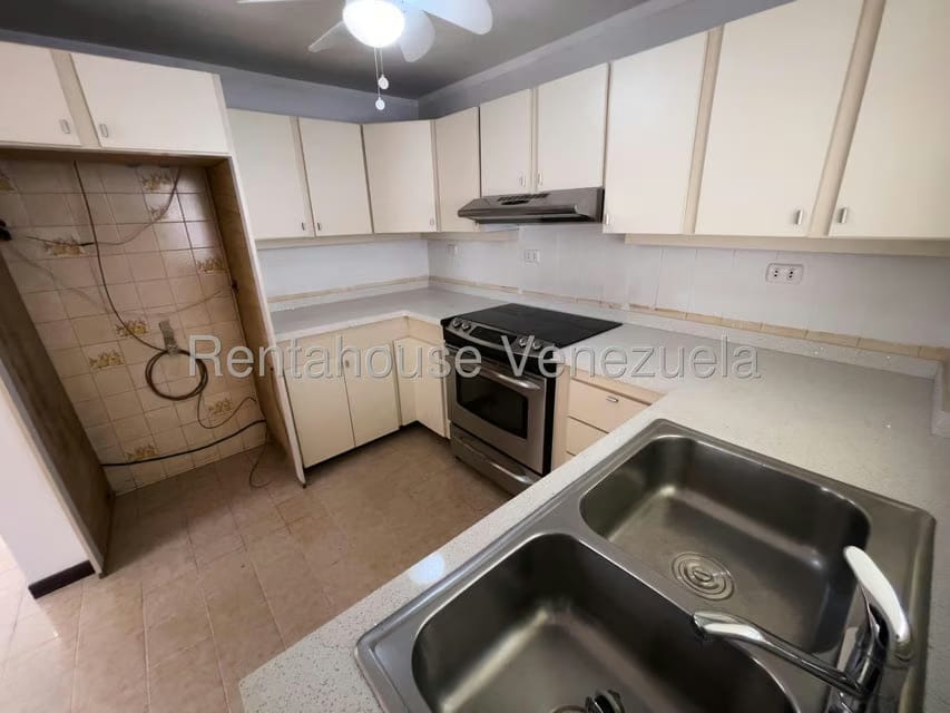 Casa (Multipes Niveles) en Alquiler en La Union, Distrito Metropolitano - 5