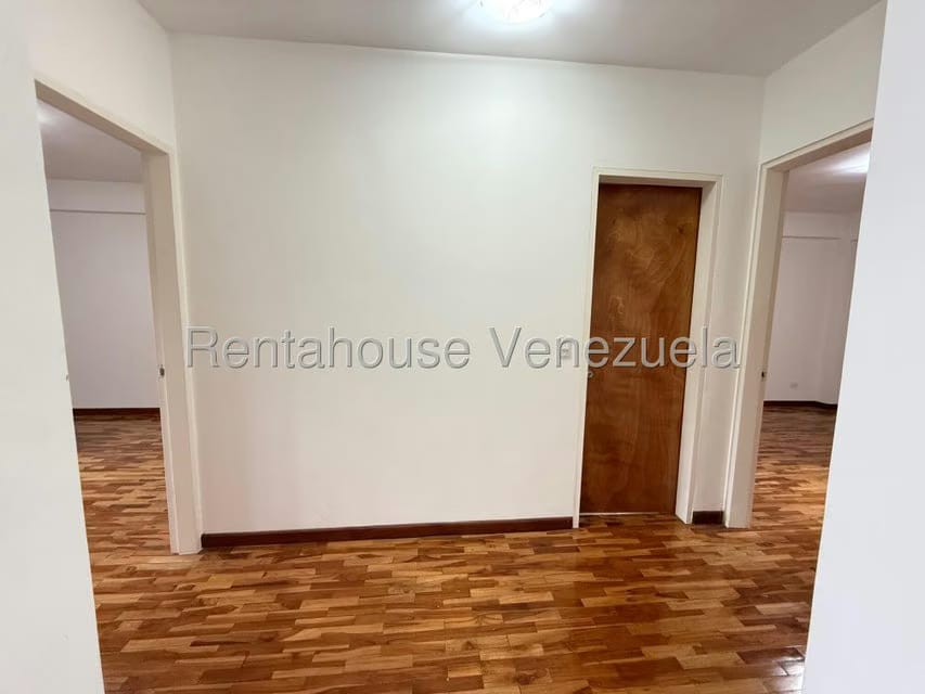 Apartamento (1 Nivel) en Alquiler en Los Pomelos, Distrito Metropolitano - 14