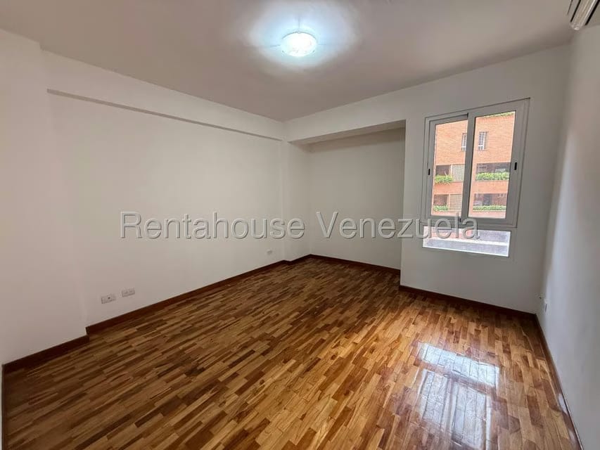Apartamento (1 Nivel) en Alquiler en Los Pomelos, Distrito Metropolitano - 16