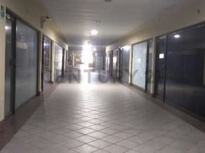 Venta de Local para Oficina en Palacio de Evento - 2