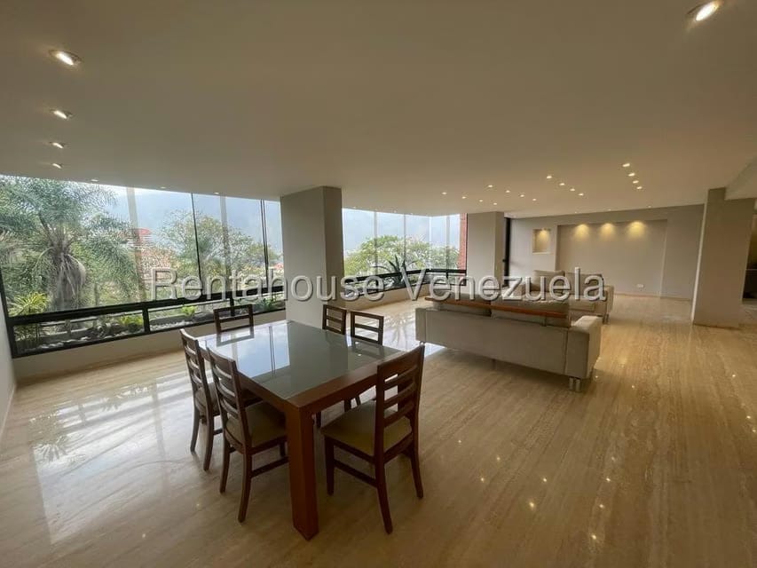Apartamento (1 Nivel) en Alquiler en Colinas de Valle Arriba, Distrito Metropolitano - 11