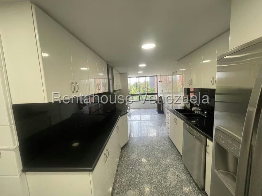 Apartamento (1 Nivel) en Alquiler en Colinas de Valle Arriba, Distrito Metropolitano - 13