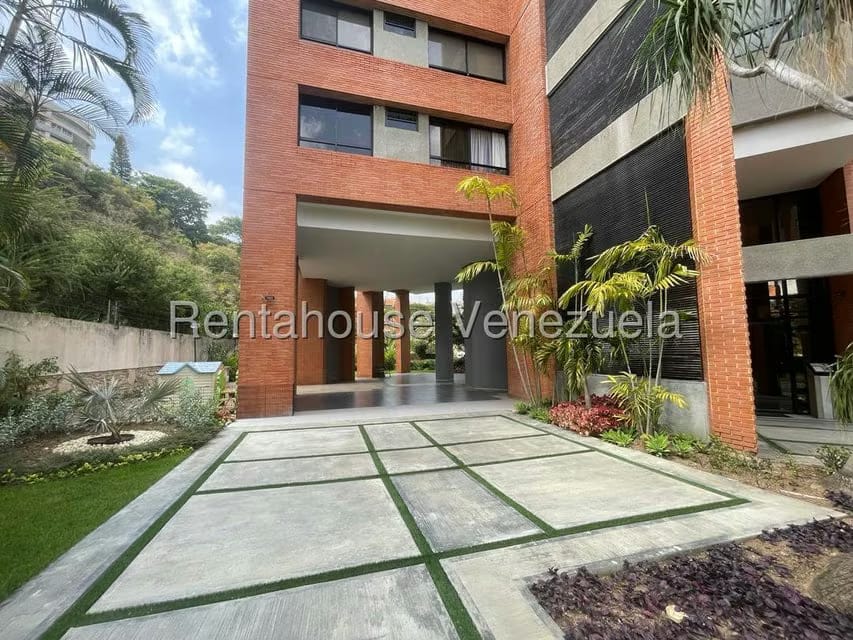 Apartamento (1 Nivel) en Alquiler en Colinas de Valle Arriba, Distrito Metropolitano - 4