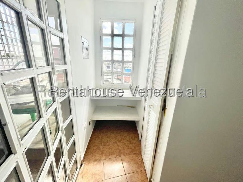 Comercial (Local Comercial) en Alquiler en Centro, Lara - 11