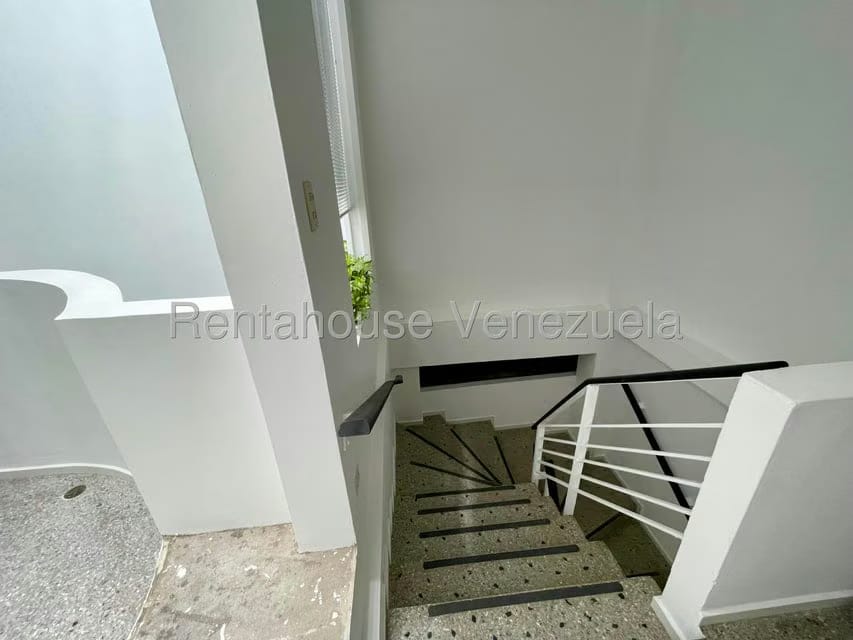 Comercial (Local Comercial) en Alquiler en Centro, Lara - 3