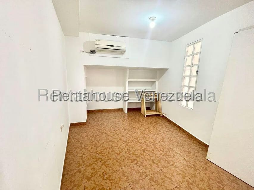 Comercial (Local Comercial) en Alquiler en Centro, Lara - 4