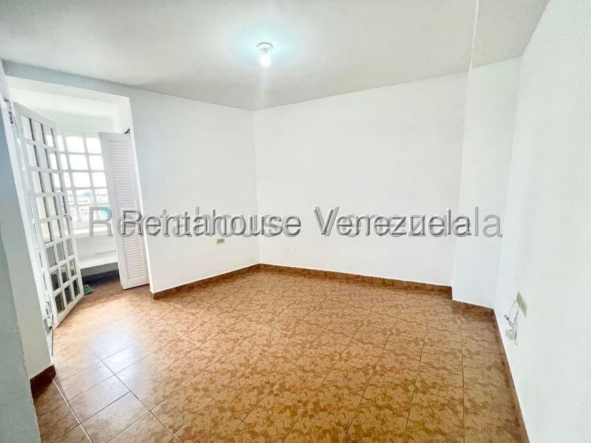 Comercial (Local Comercial) en Alquiler en Centro, Lara - 9