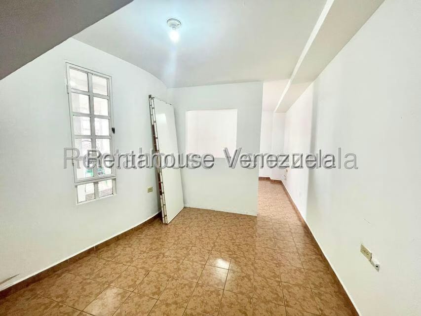 Comercial (Local Comercial) en Alquiler en Centro, Lara - 10